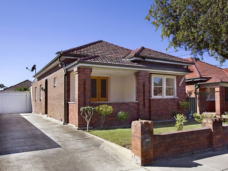 6 Brisbane Avenue, Rodd Point NSW 2046