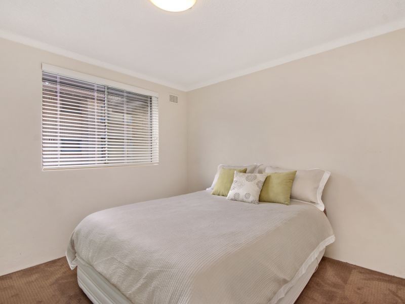 15/18 Pittwater Road, Gladesville NSW 2111