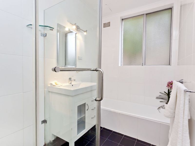 4/14 Bortfield Drive, Chiswick NSW 2046