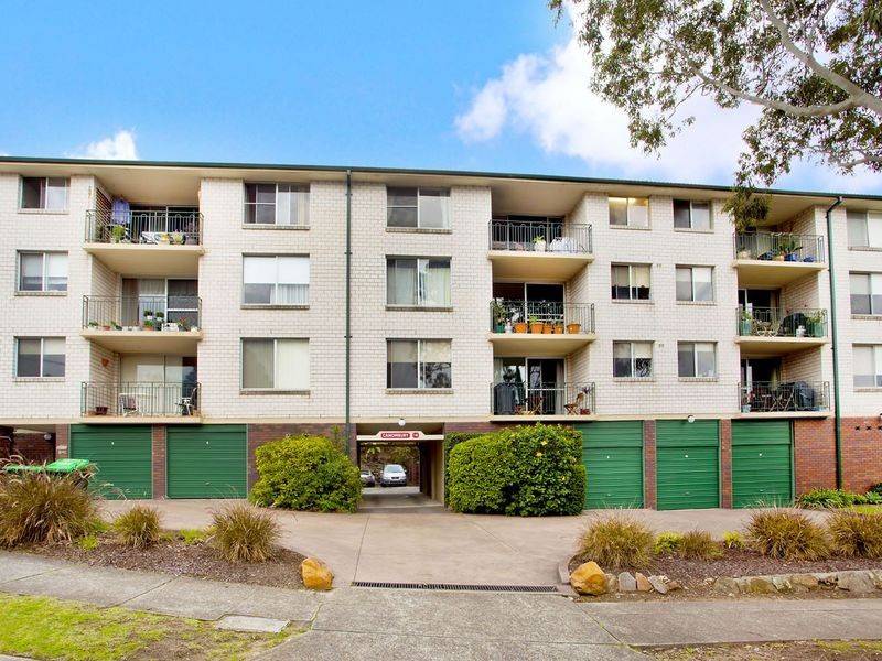 4/14 Bortfield Drive, Chiswick NSW 2046