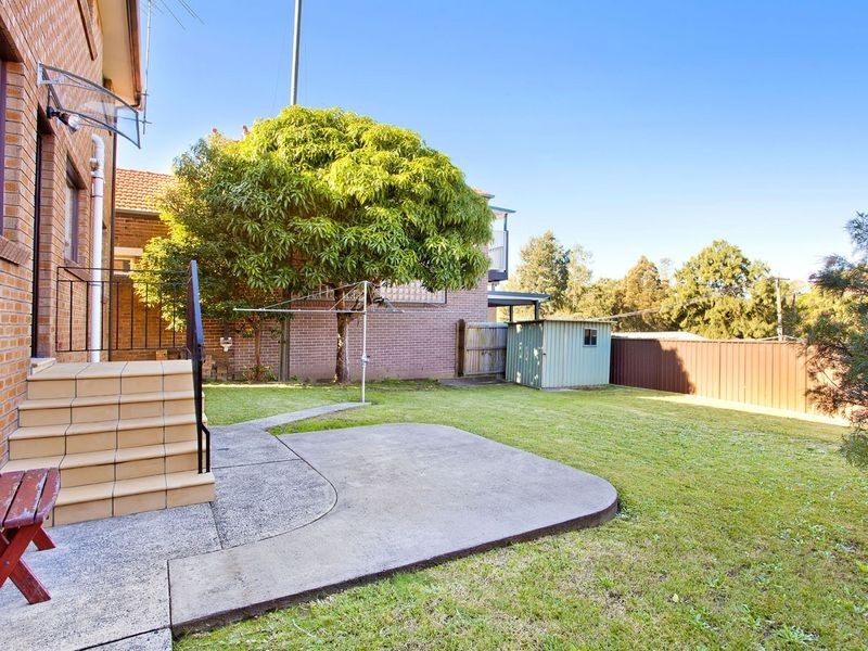 33 Harrabrook Avenue, Five Dock NSW 2046