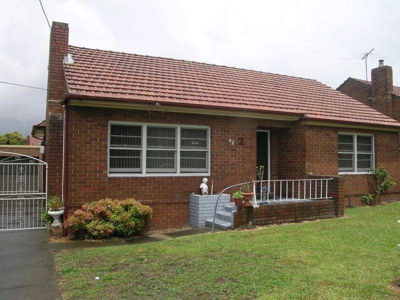 42 Blackwall Point Road, Abbotsford NSW 2046