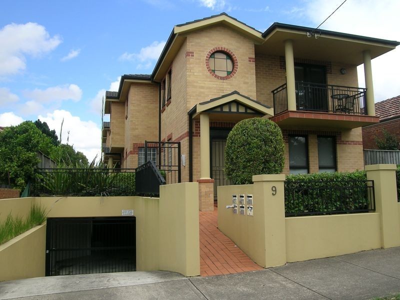 2/9 Park Road, Five Dock NSW 2046