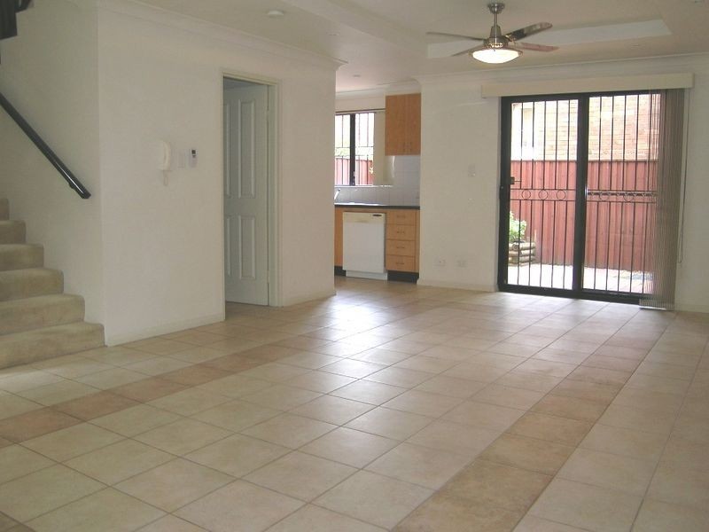 2/9 Park Road, Five Dock NSW 2046