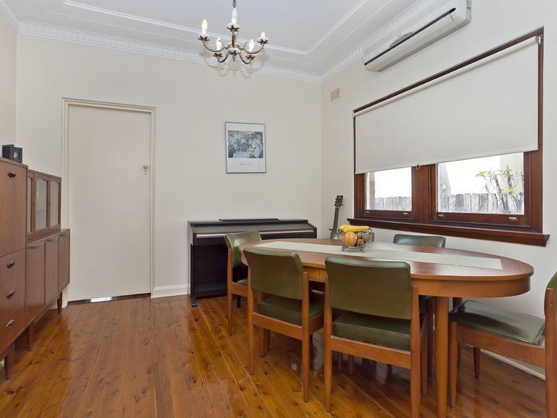 14 Hood Avenue, Rodd Point NSW 2046