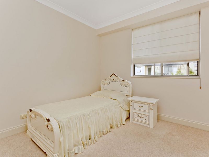 10/1 Kings Bay Avenue, Five Dock NSW 2046