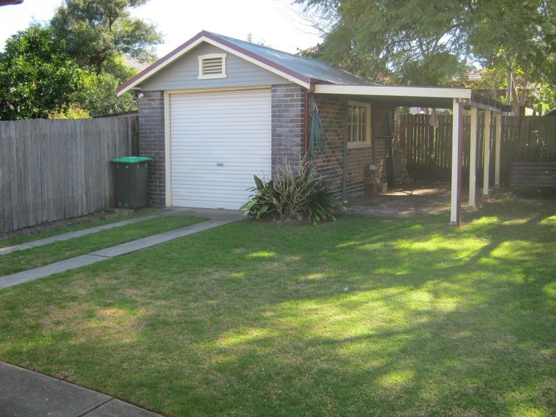 16 Rickard Street, Rodd Point NSW 2046