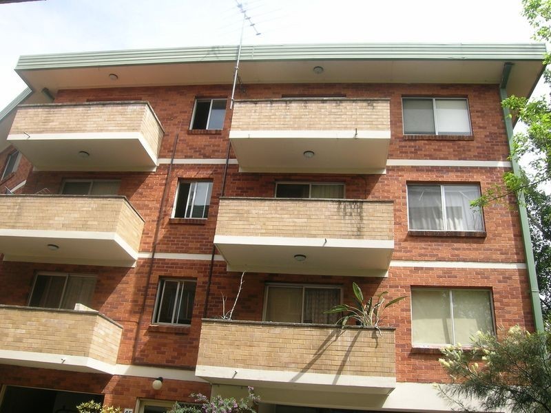 9/45 Meadow Crescent, Meadowbank NSW 2114