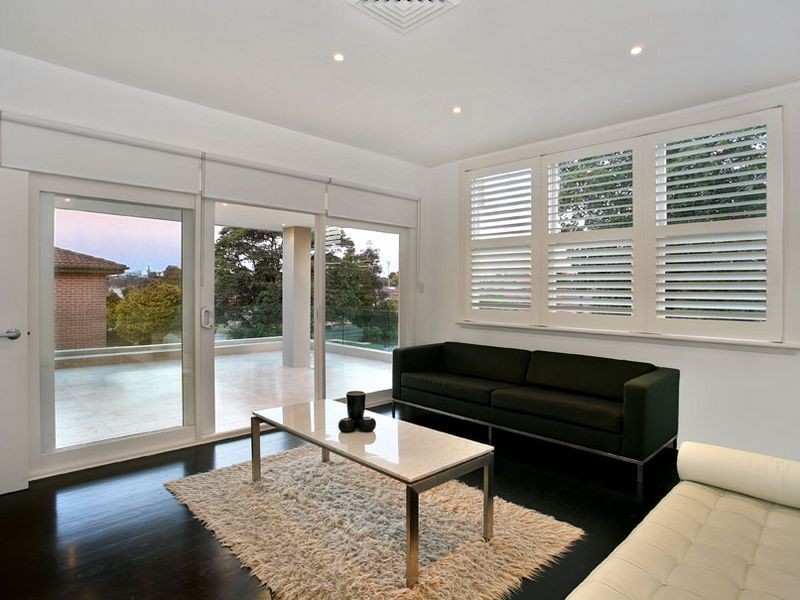 14 Noble Street, Rodd Point NSW 2046