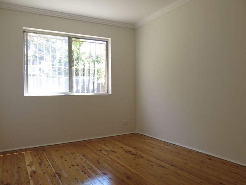 4/13 Allen Street, Canterbury NSW 2193