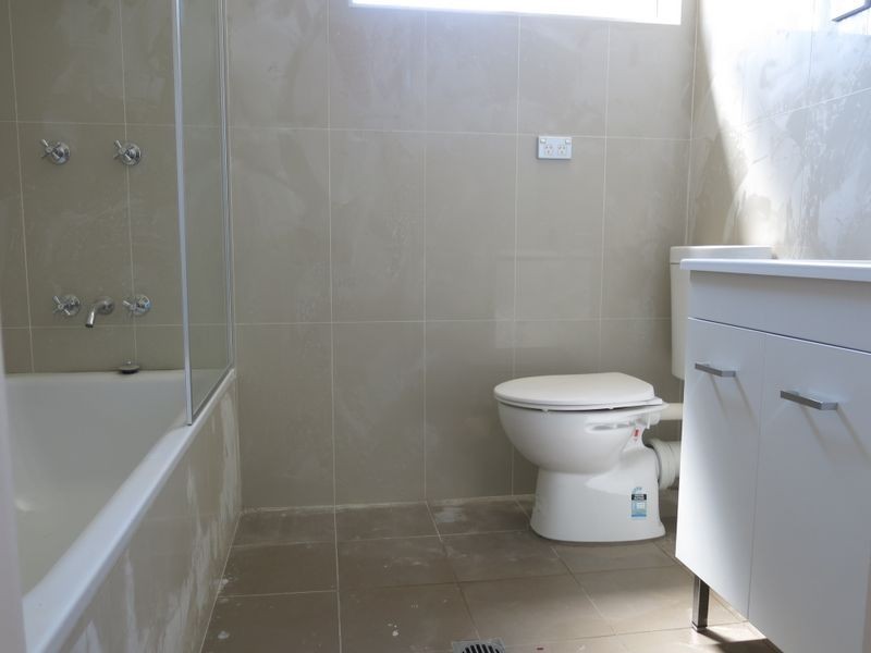 4/13 Allen Street, Canterbury NSW 2193