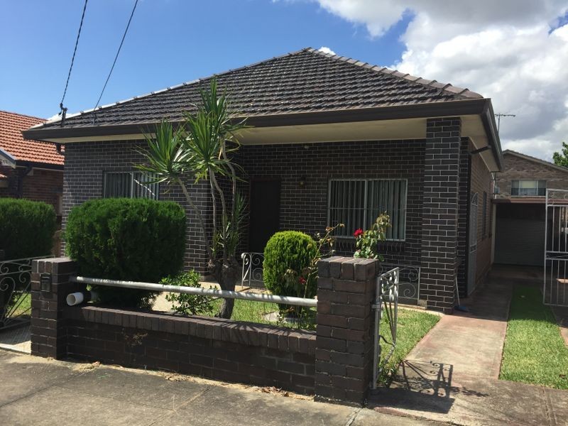 12 Clare Crescent, Russell Lea NSW 2046