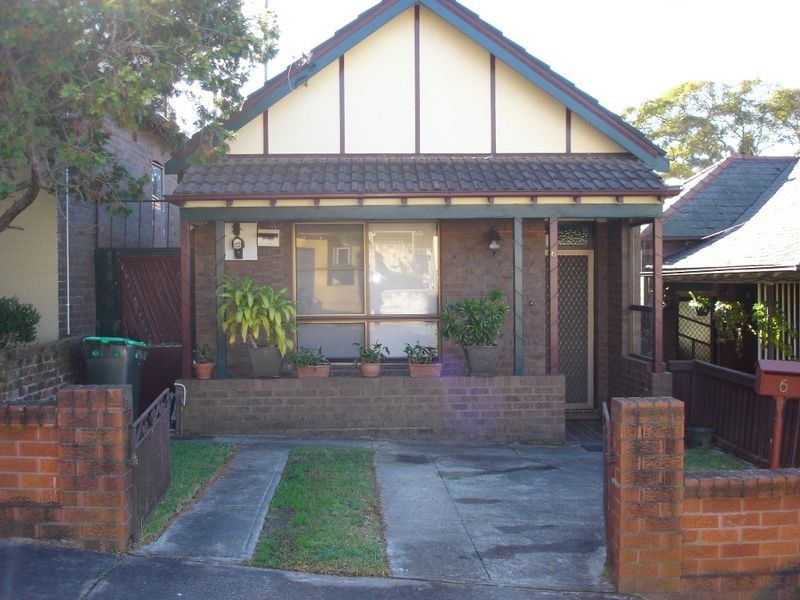 6 Ullathorne Street, Drummoyne NSW 2047