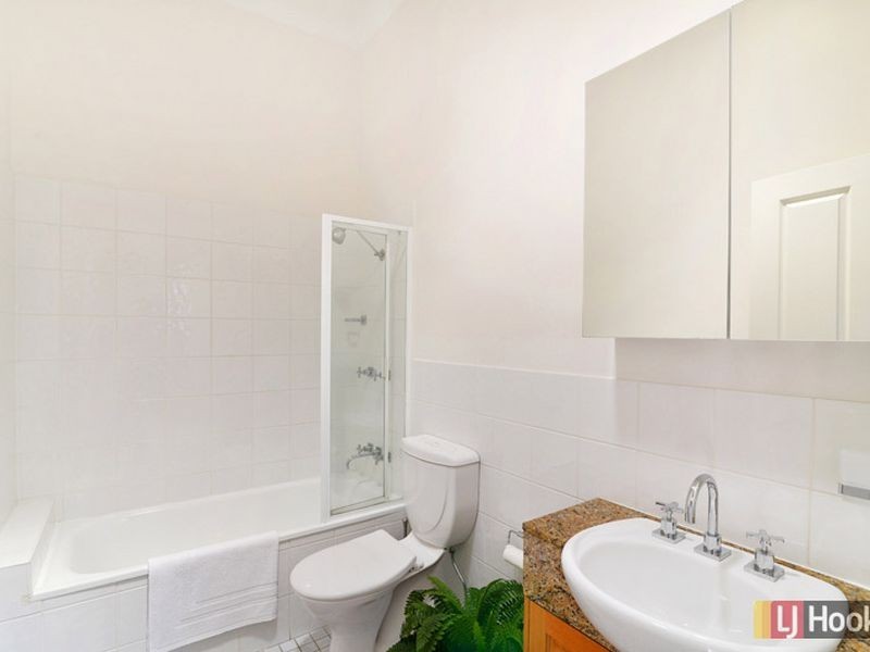 1/33-35 Collingwood Street, Drummoyne NSW 2047