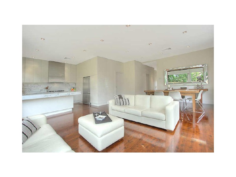 4 Nield Avenue, Rodd Point NSW 2046
