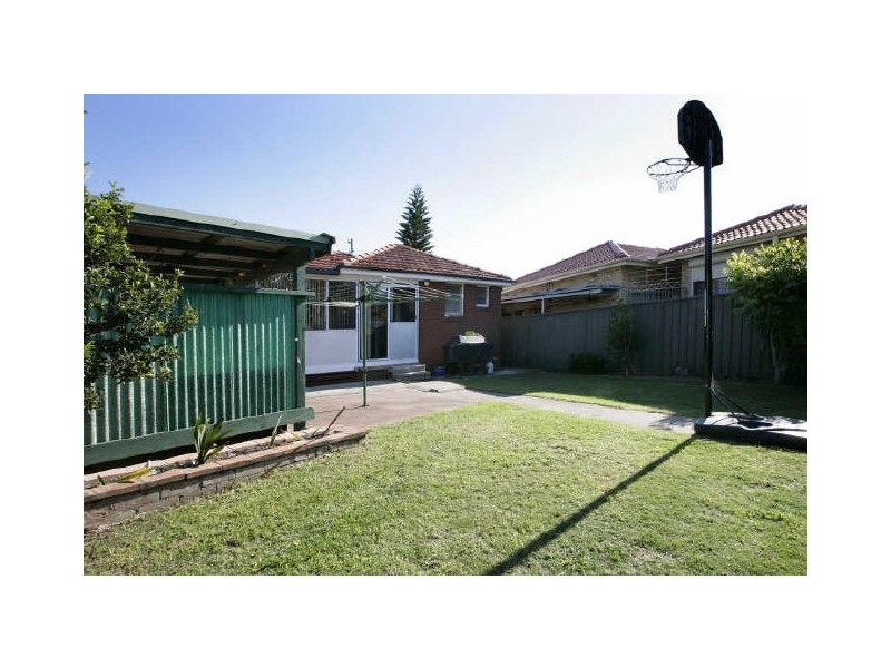 2 Kerin Avenue, Five Dock NSW 2046
