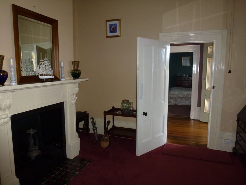 22 West Barrack Street, Deloraine TAS 7304