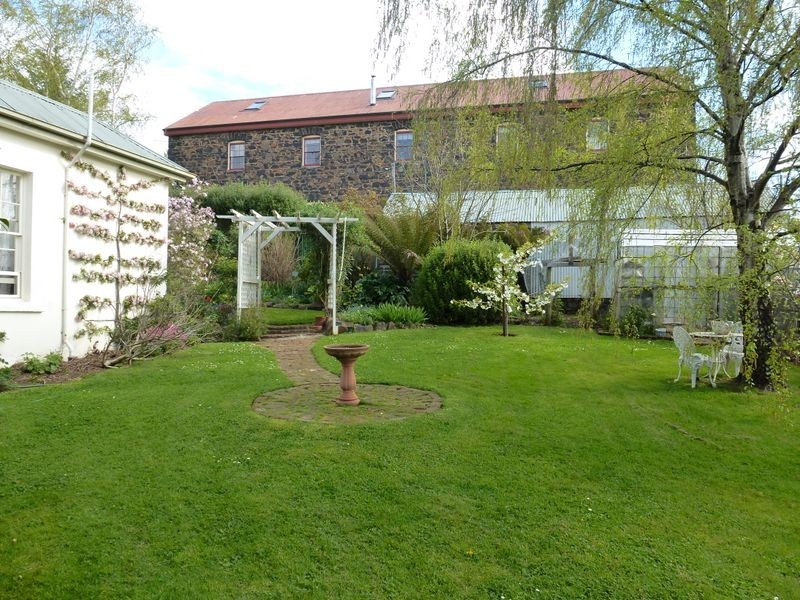 22 West Barrack Street, Deloraine TAS 7304