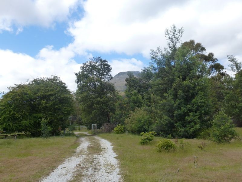 13582 Highland Lakes Road, Golden Valley TAS 7304