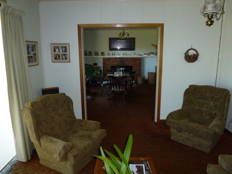 35 Adelaide Street, Westbury TAS 7303