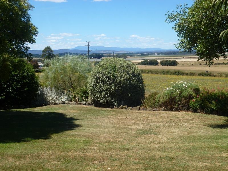 150 Five Acre Row, Westbury TAS 7303