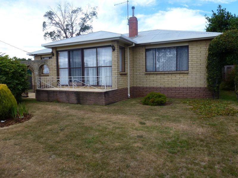 13 Grigg Street, Deloraine TAS 7304