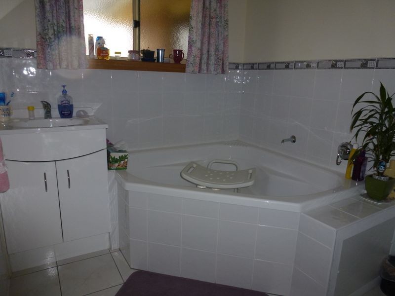 2/1A Quamby Street, Westbury TAS 7303