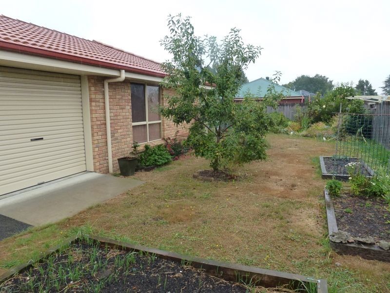 2/1A Quamby Street, Westbury TAS 7303