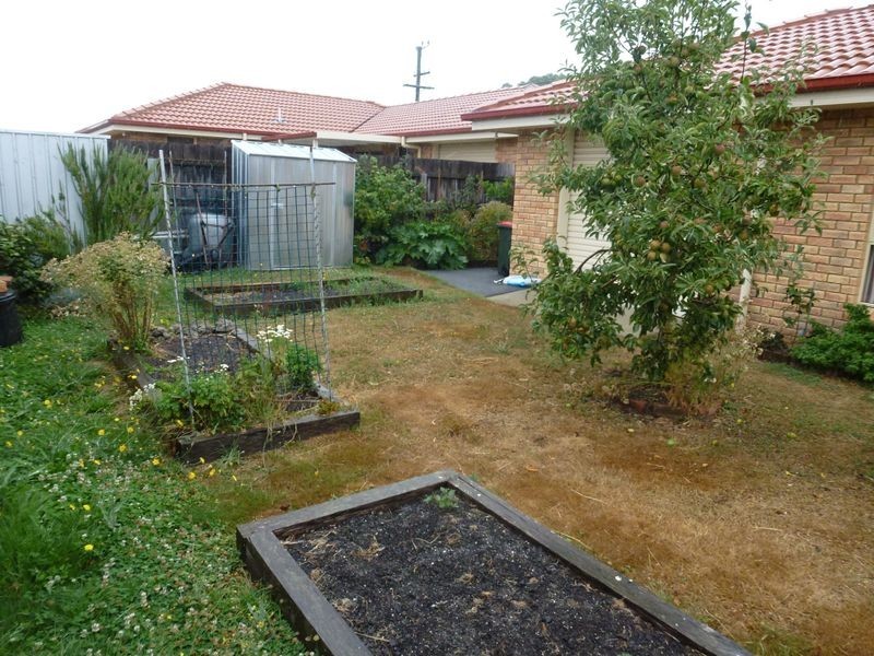 2/1A Quamby Street, Westbury TAS 7303