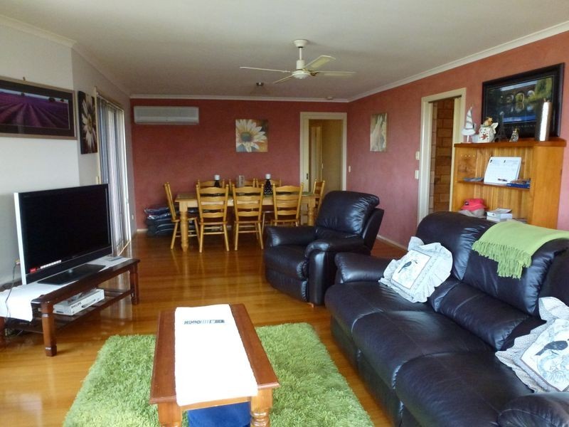 17 Freer Street, Shearwater TAS 7307