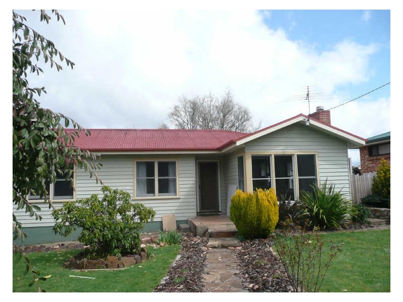 12 West Goderich Street, Deloraine TAS 7304