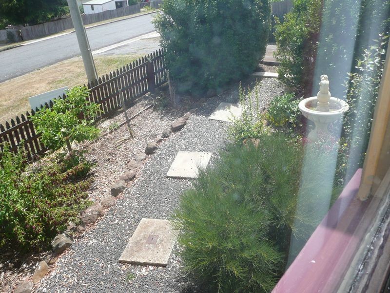 28 Lansdowne Place, Deloraine TAS 7304