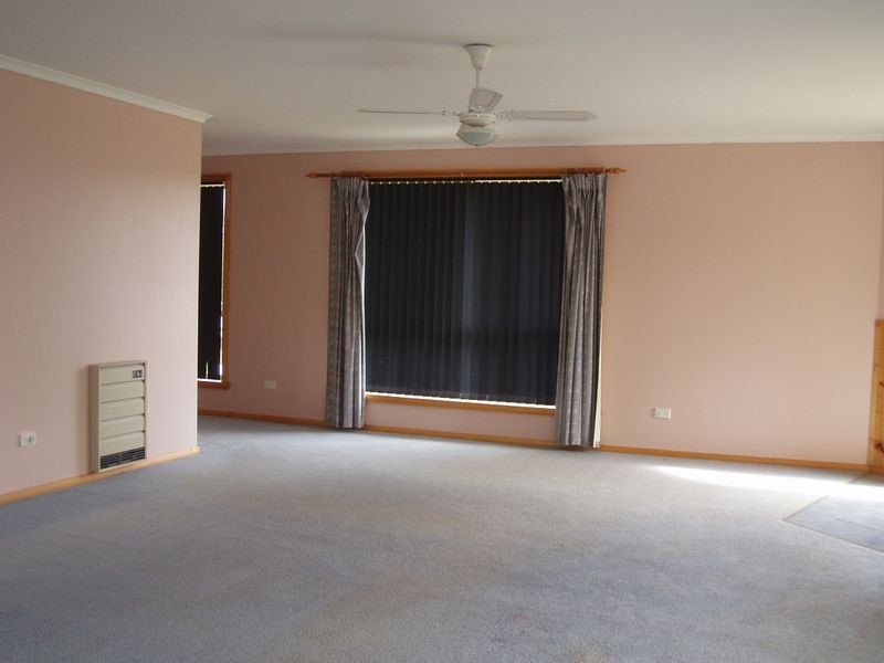 9 Gleadow Street, Deloraine TAS 7304