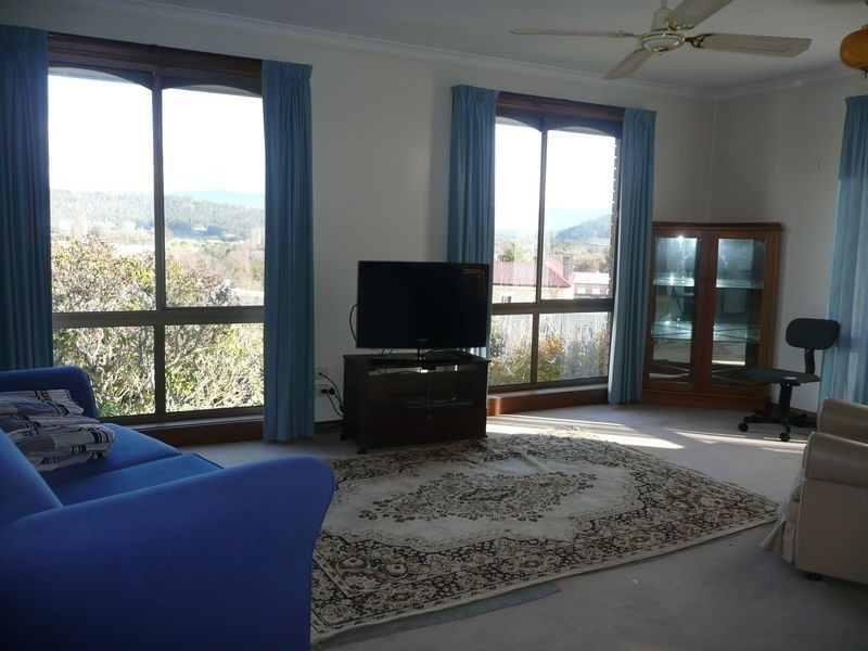 6 Panorama Place, Deloraine TAS 7304