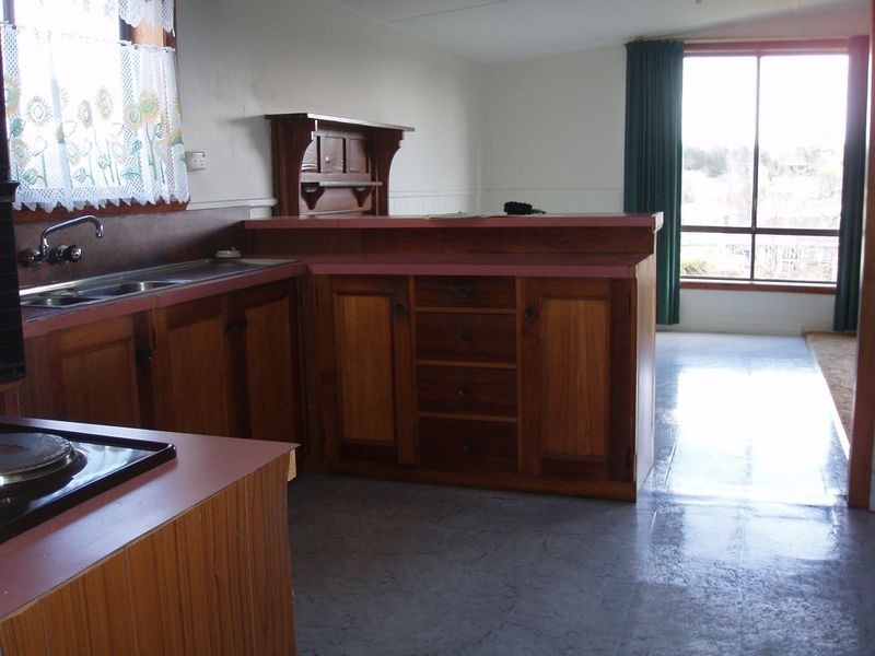 8 Beefeater Street, Deloraine TAS 7304