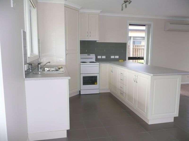 2 / 15 Simmons Street, Carrick TAS 7291