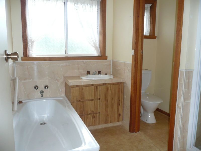 1/51 Weston Street, Deloraine TAS 7304