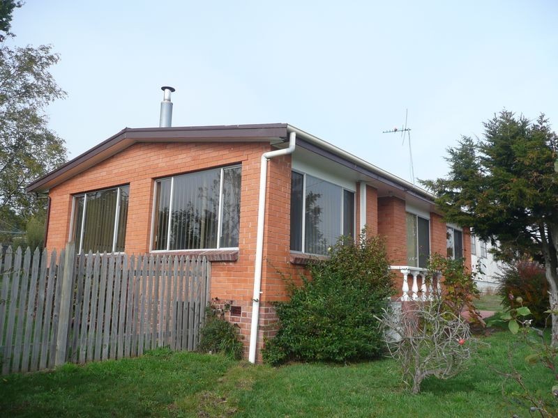51 Adelaide Street, Westbury TAS 7303