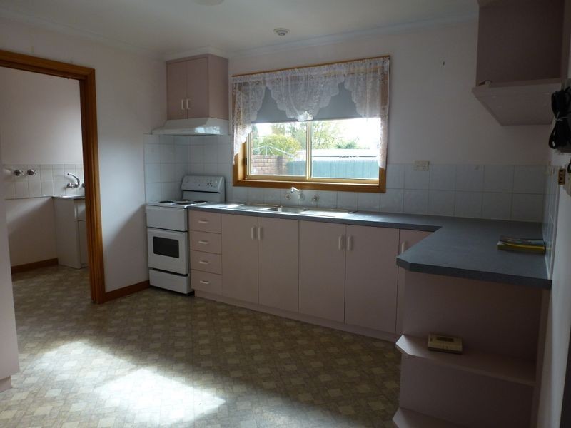 2/ 45 William Street, Westbury TAS 7303