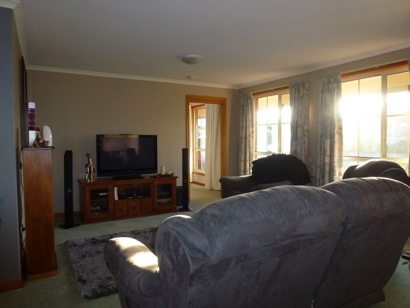 14 Alison Court, Westbury TAS 7303