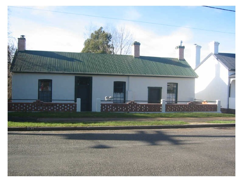 2/31 West Barrack Street, Deloraine TAS 7304