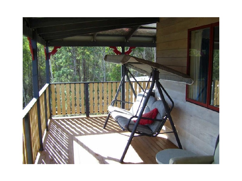 21 Johns Road, Deloraine TAS 7304
