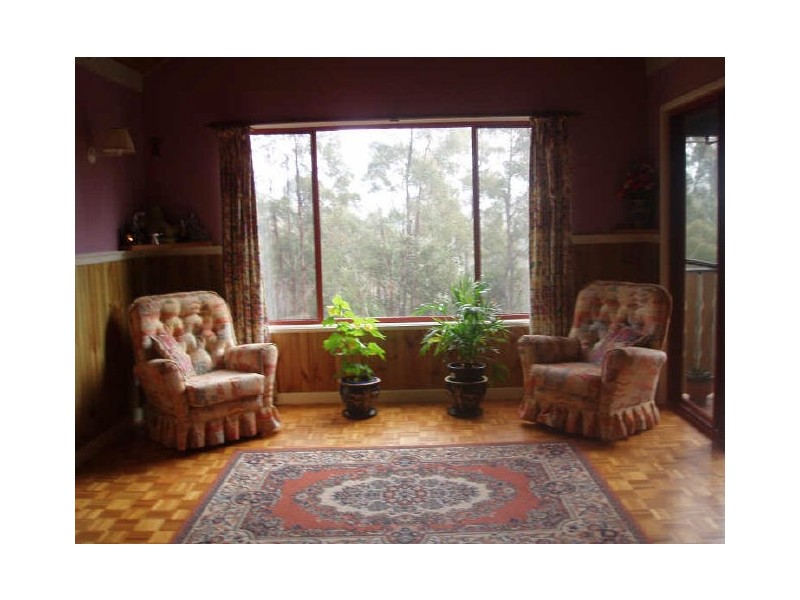 21 Johns Road, Deloraine TAS 7304