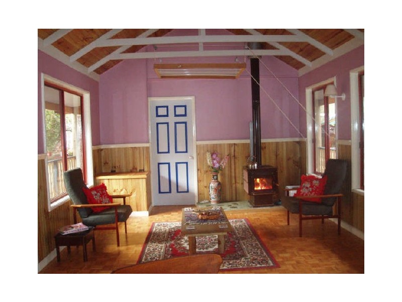 21 Johns Road, Deloraine TAS 7304