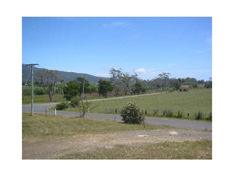 4 Glenlore Road, Westbury TAS 7303
