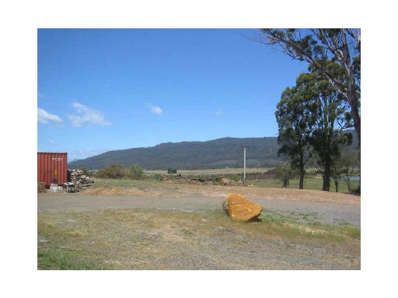 4 Glenlore Road, Westbury TAS 7303