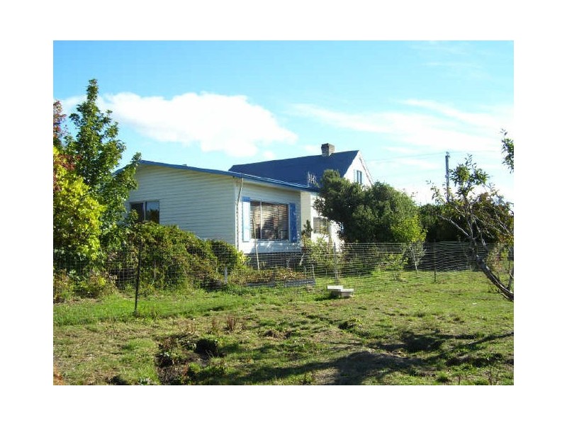 35 Caveside Road, Mole Creek TAS 7304