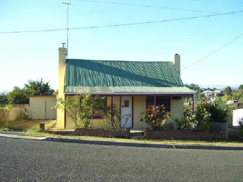12 Beefeater Street, Deloraine TAS 7304