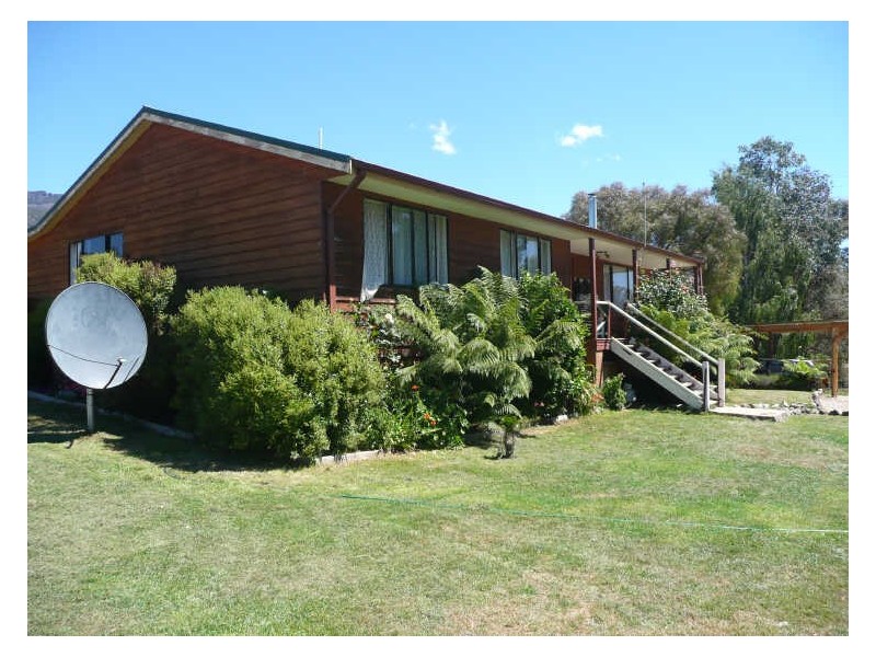 15 Blairs Road, Mole Creek TAS 7304