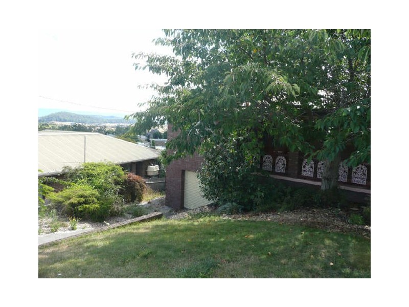 8 Panorama Place, Deloraine TAS 7304